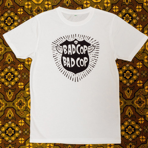 Bad Cop/Bad Cop - T-Shirt 'Badge' – white